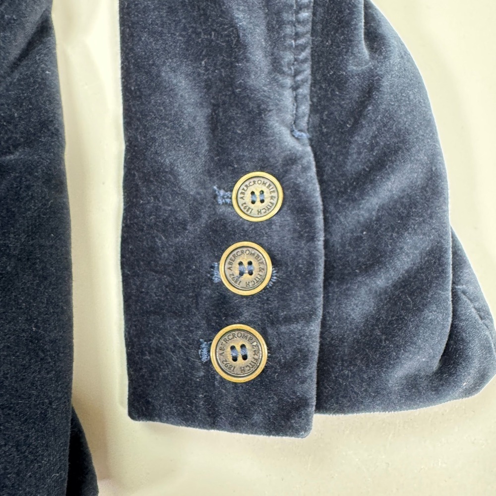 Abercrombie & Fitch Velvet Blazer Womens M Blue Crest Patch Preppy Plaid Lined - Picture 7 of 16
